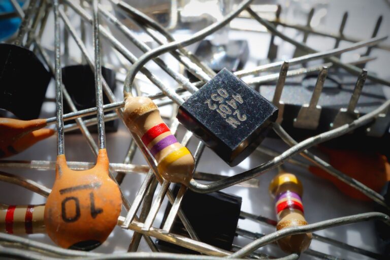 capacitor, components, electrical components-1835729.jpg